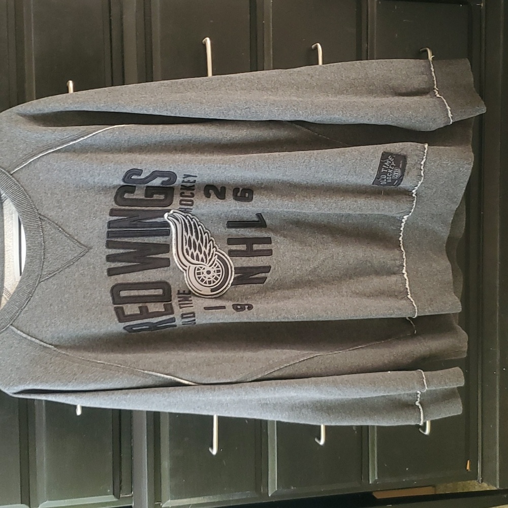 Mens Detroit Red Wings sweatshirt